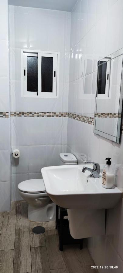 Apartament Malaga Playa,Centro ,Bus Y Metro Zewnętrze zdjęcie